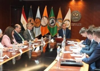 الرقابة المالية تستعرض مع البنك المركزي الروسي فرص تبادل الخبرات في الأسواق غير المصرفية