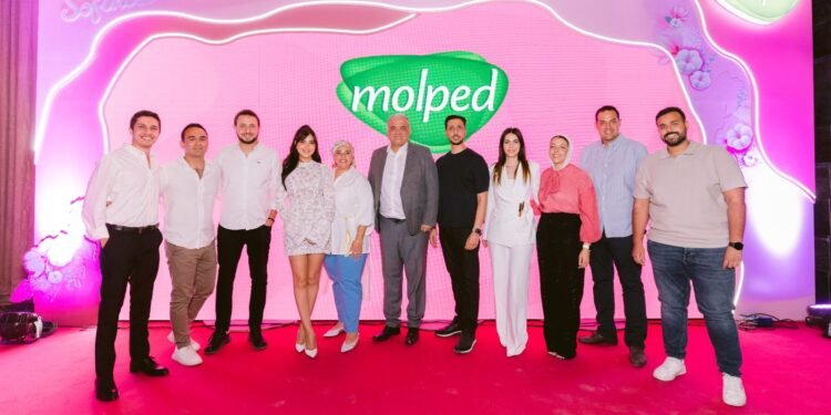 مولبد تطلق “Dream Softness” للعناية بالبشرة الحساسة وتختار مي عمر سفيرة للعلامة التجارية