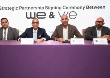 VIE Communities وWE توقعان مذكرة تفاهم لتطوير البنية التحتية الرقمية لمشروعات الشركة العقارية