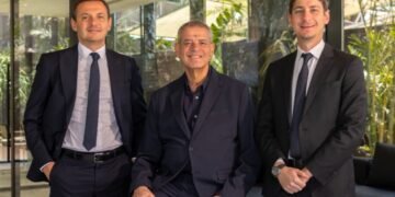 خالد العسال ومحمد خالد العسال وكريم خالد العسال يستحوذون على 100% من مصر إيطاليا القابضة