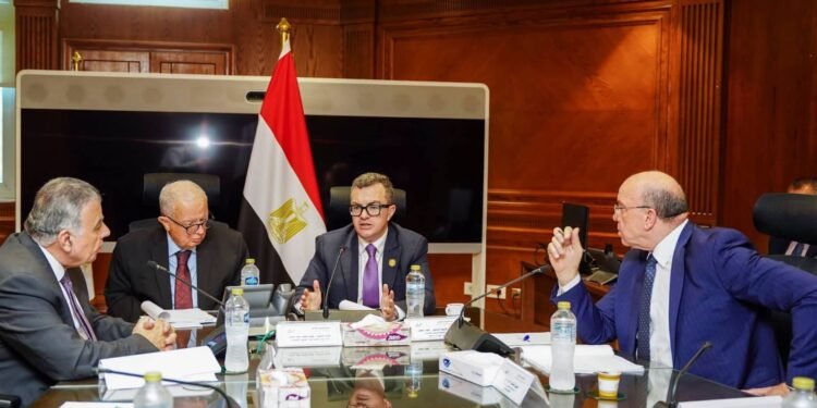 الكهرباء توقع بروتوكول تعاون مع اتصالات مصر لإحلال العدادات الذكية بدل التقليدية لتعزيز التحول الرقمي