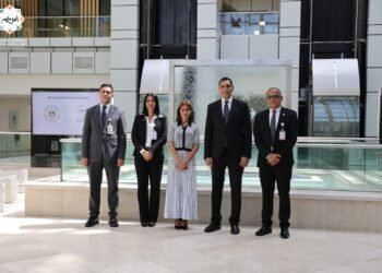 وزير الشباب والرياضة يزور مستشفى أهل مصر للحروق ويؤكد دعم التعاون مع مؤسسات المجتمع المدني