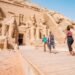 البنك المركزي: الإيرادات السياحية ترتفع إلى 14.4 مليار دولار وتحويلات المصريين
