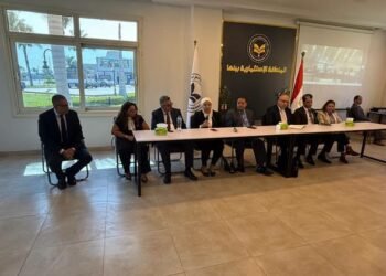 وزارة الاستثمار تبحث مع شركات المنطقة الاستثمارية ببنها زيادة الصادرات
