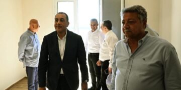 رئيس الوزراء يتفقد مشروع الحي اللاتيني في العلمين الجديدة