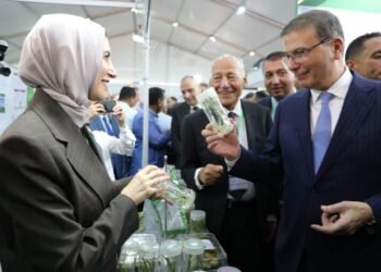 وزير الزراعة يفتتح معرض مركز البحوث الزراعية بمشاركة 75 عارضًا لدعم الابتكار والاستثمار