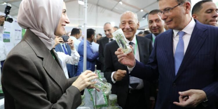 وزير الزراعة يفتتح معرض مركز البحوث الزراعية بمشاركة 75 عارضًا لدعم الابتكار والاستثمار