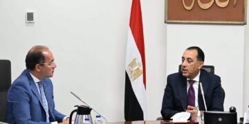 رئيس الوزراء يتابع مع وزير المالية ملفات التسهيلات الضريبية والموازنة والاستثمار