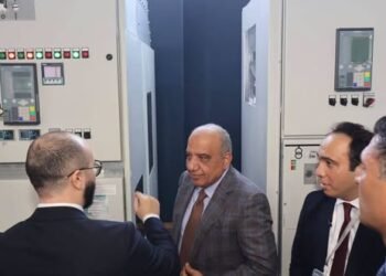 وزير الكهرباء يشهد افتتاح مصنع سيمنس للمكونات الكهربائية وحلول الأتمتة