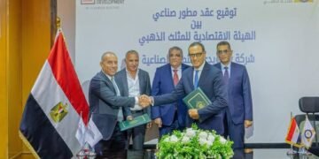 المثلث الذهبي يوقع أول عقد مطور صناعي مع السويدي لتنمية 6 ملايين متر مربع في سفاجا