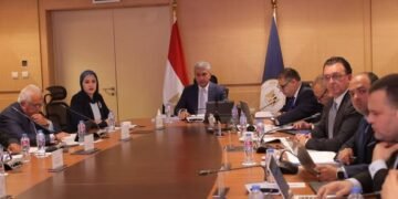 وزير السياحة يستعرض خطة الترويج لمصر ويؤكد: التكنولوجيا و«Vibes of Egypt» تقودان نمو الحركة السياحية