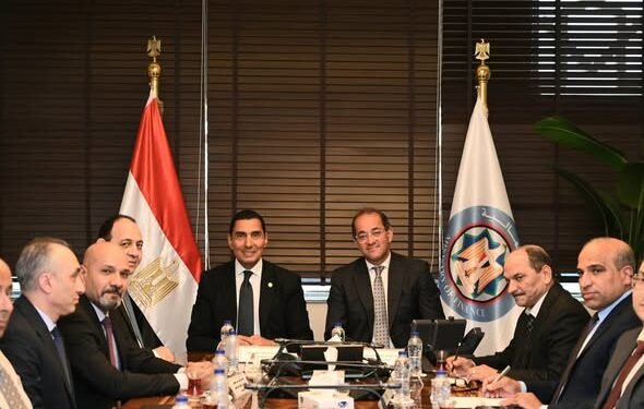 وزيرا الشباب والرياضة والمالية يبحثان دعم الاستعداد لأولمبياد 2028 والألعاب الأفريقية 2027