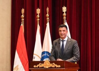 وزير الصناعة