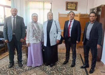 الجهاز القومي لتنظيم الإعلانات يدرس حوافز لاستخدام الطاقة المتجددة في اللوحات الإعلانية