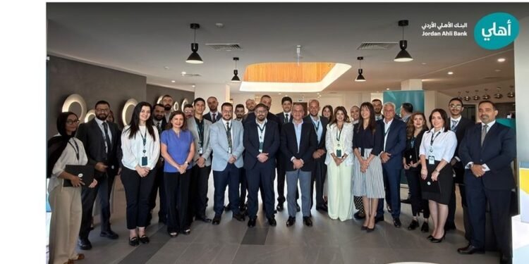 البنك الأهلي الأردني يكرّم سفراء الاستدامة تقديرًا لجهودهم في ترسيخ ثقافة ESG