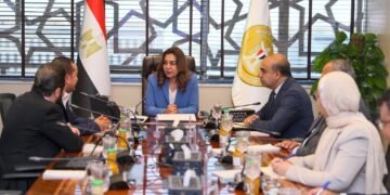 الحكومة تدرس إنشاء منظومة وطنية لإدارة المخلفات الدوائية لتعزيز الاقتصاد الدائري وحماية البيئة