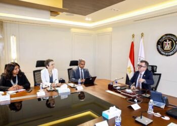 التخطيط: آلية جديدة لتمويل البنية التحتية تقلل الاقتراض الخارجي وتخفف الضغط على الموازنة