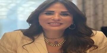 وزيرة الإسكان تتابع تنفيذ مشروعات الإسكان والمرافق في أسيوط وسوهاج