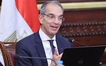 وزير الاتصالات: التوسع في خدمات الجيل الخامس والألياف الضوئية