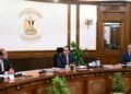 مدبولي يتابع تنفيذ مشروعات الطاقة الجديدة والمتجددة