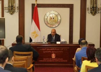 وزير الكهرباء: فرص استثمارية متنوعة في مجالات الطاقة المتجددة والإنتاج والنقل والتوزيع فى اطار خطة التنمية المستدامة