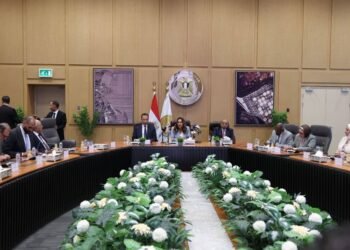 وزيرة البيئة: اطلاق خدمة تراخيص المحال العامة عبر مصر الرقمية