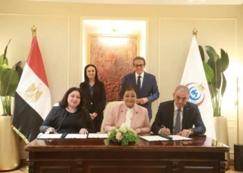 وزيرا الصحة والتضامن يشهدان توقيع بروتوكول تعاون ثلاثي لتمكين المرأة اقتصاديًا وتعزيز الصحة الإنجابية داخل المصانع