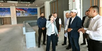 رئيس الوزراء يتفقد طريق البوليفارد والمركز التكنولوجي لهيئة المجتمعات العمرانية ومنطقة الأبراج الشاطئية