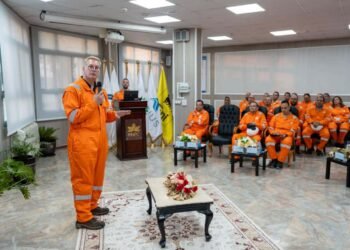 وزير البترول يوجه بتعجيل ربط حقل «هارمتان» بتسهيلات الإنتاج