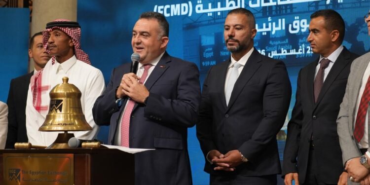 احتفالية قرع الجرس لـ«فيوتشر كير».. الشركة تبدأ التداول رسميًا في السوق الرئيسي للبورصة
