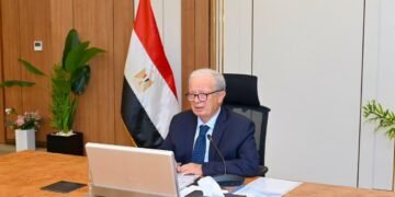 الدكتور حسين عيسى، نائب رئيس الوزراء للشؤون الاقتصادية