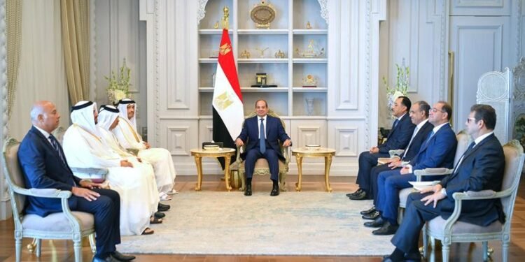 السيسي ورئيس وزراء قطر يبحثان زيادة الاستثمارات.. مصر تقدم تسهيلات جديدة للمستثمرين