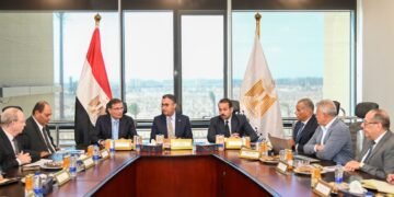 اجتماع بين التموين والزراعة وجهاز مستقبل مصر لمتابعة تأسيس شركة لإدارة “كاري أون”