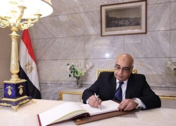 وزير العدل: افتتاح 11 فرعًا للتوثيق المتميز داخل مقار بنكي مصر والأهلي