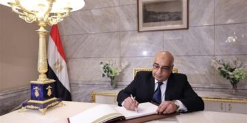 وزير العدل: افتتاح 11 فرعًا للتوثيق المتميز داخل مقار بنكي مصر والأهلي