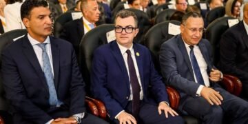 وزارة التخطيط تطلق خدمة سداد الفواتير والالتزامات المالية للمصريين بالخارج عبر تطبيق “سهل”
