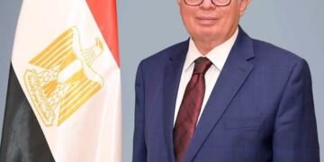نائب رئيس الوزراء يبحث إعادة تنظيم تبعية عدد من شركات قطاع الأعمال العام