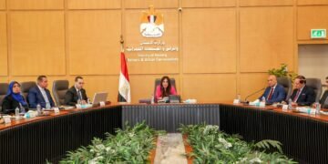 وزيرة الإسكان تتابع تقنين الأراضي المضافة بالمدن الجديدة وخطة تطوير الساحل الشمالي حتى 2030
