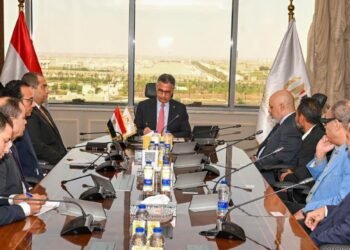 وزير التموين يبحث مع شعبة الذهب تطوير السوق وتعزيز الرقابة وحماية المستهلكين