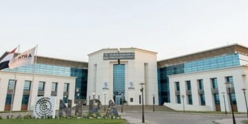 تنظيم الاتصالات يحيل شركات المحمول الأربع للنيابة بسبب تسجيل خطوط بأسماء مواطنين دون علمهم