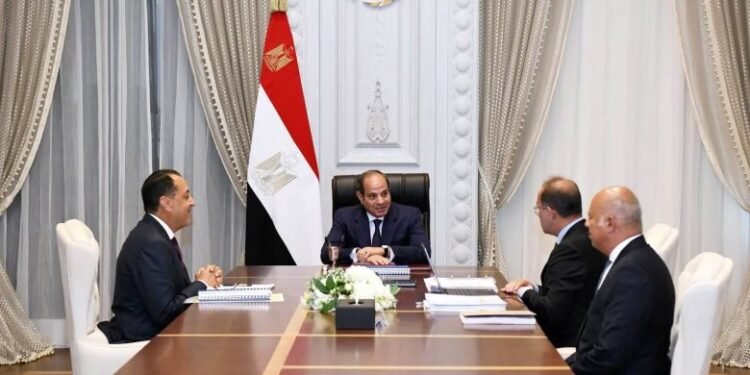 الرئيس السيسي يوافق على إصدار صكوك ضريبية لخفض الاحتياجات التمويلية وخدمة الدين