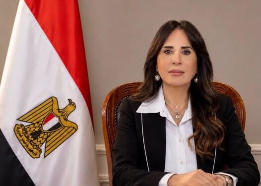 وزيرة الإسكان تتابع حملات إزالة الإشغالات والمخالفات ورفع كفاءة الخدمات بالمدن الجديدة