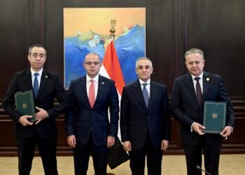 وزيرا الاستثمار والعدل يشهدان توقيع بروتوكول لرقمنة خدمات الشهر العقاري وتيسير إجراءات المستثمرين