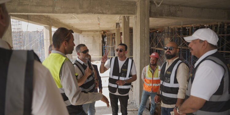 «رادكس» تتابع تنفيذ «Ray Residence» و«Agile Business Complex» بالعاصمة الإدارية