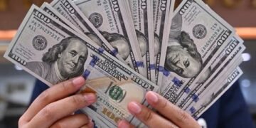 سعر الدولار مقابل الجنيه في نهاية تعاملات اليوم الثلاثاء 18 أغسطس 2026
