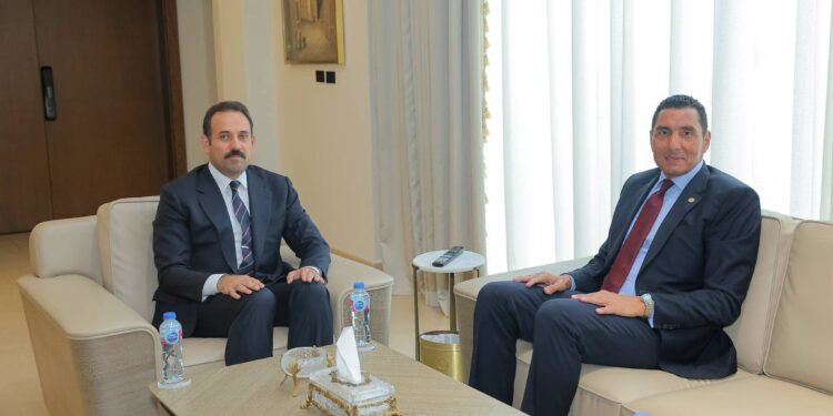 وزير الشباب: التعاون مع جهاز مستقبل مصر يدعم الاستخدام الأمثل للأصول ويطور الخدمات المقدمة للشباب