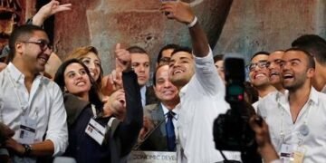 الإحصاء في اليوم العالمي للشباب.. 3.9 مليون طالب بالتعليم العالي و47.1% في سوق العمل