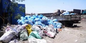 نقيب جامعي القمامة: تطوير منظومة النظافة يجب أن يحافظ على مصادر رزق العاملين