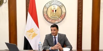 وزير الصناعة