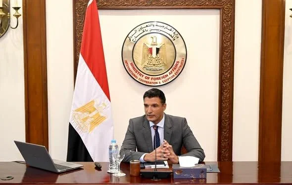 وزير الصناعة